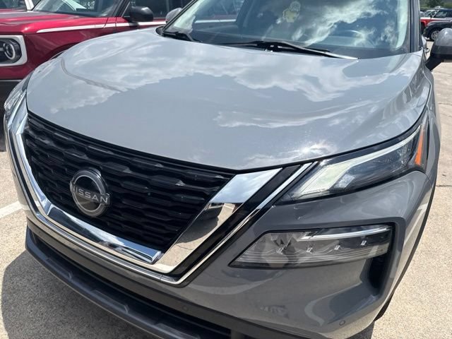 Used 2023 Nissan Rogue SL w/ SL Premium Package FWD image 5