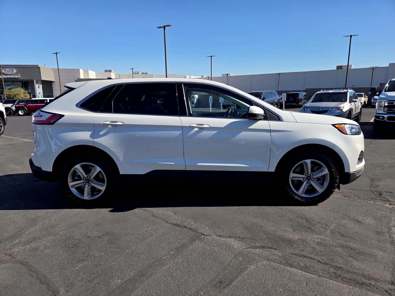 Certified 2022 Ford Edge SEL w/ Convenience Package AWD/4WD image 7
