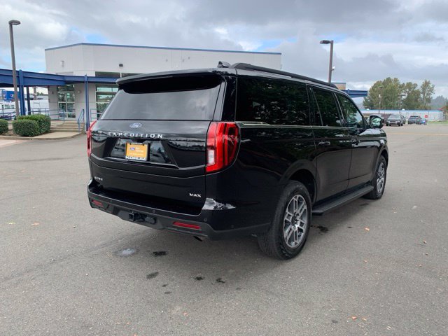 Certified 2025 Ford Expedition Max Active AWD/4WD image 11