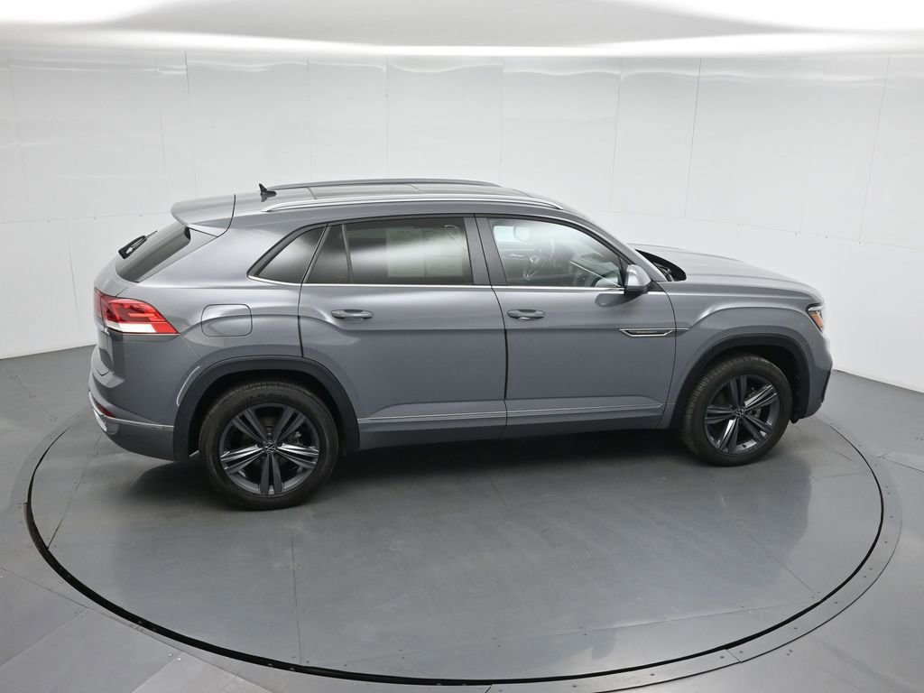 Used 2021 Volkswagen Atlas Cross Sport SE image 12