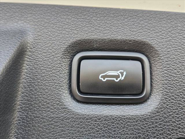 Used 2019 Hyundai Santa Fe FWD image 23