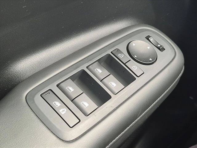 Used 2026 Hyundai Santa Fe SEL FWD image 16
