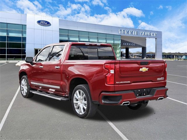 Used 2025 Chevrolet Silverado 1500 High Country w/ High Country Premium Package image 5