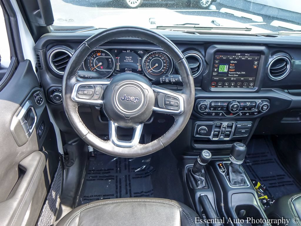 Used 2023 Jeep Wrangler Unlimited Sahara AWD/4WD image 12