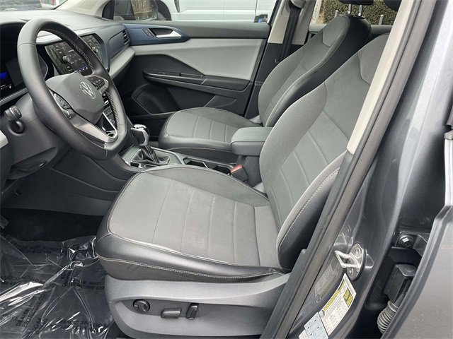 Used 2022 Volkswagen Taos SE image 11