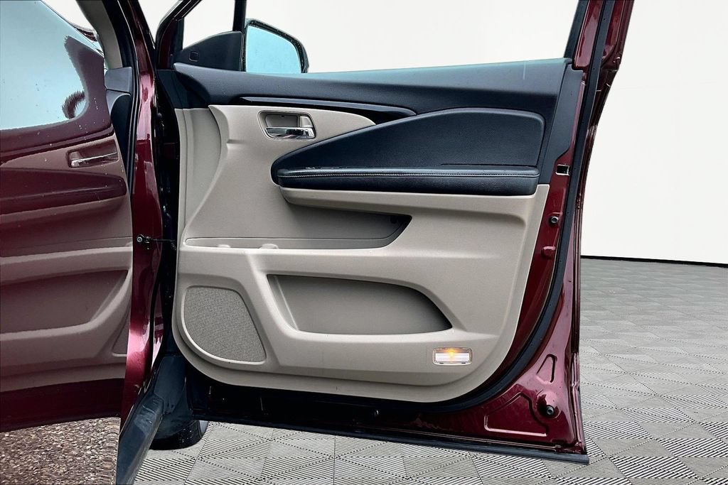 Used 2019 Honda Ridgeline RTL-E image 25
