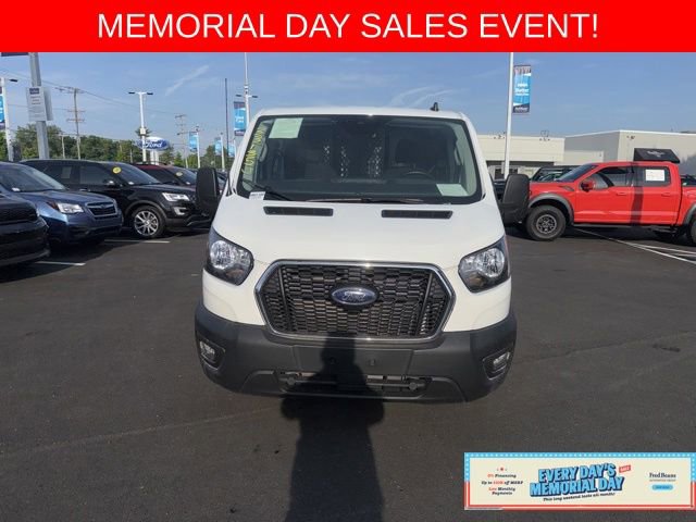 Certified 2024 Ford Transit 250 Low Roof w/ Exterior Upgrade Package RWD image 2
