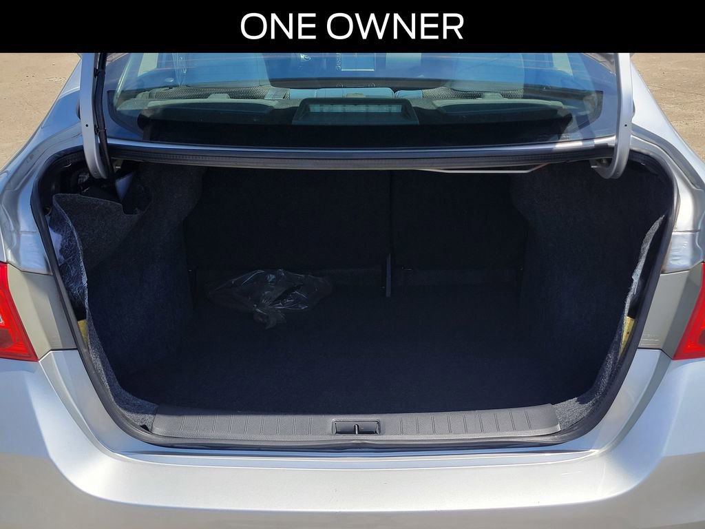 Used 2019 Nissan Sentra S w/ Appearance Package FWD image 6