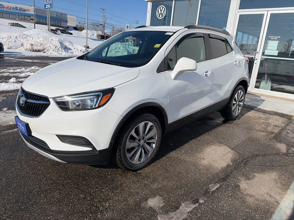 Used 2020 Buick Encore Preferred image 3