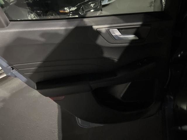 Certified 2023 Ford Escape Platinum w/ Premium Technology Package image 21