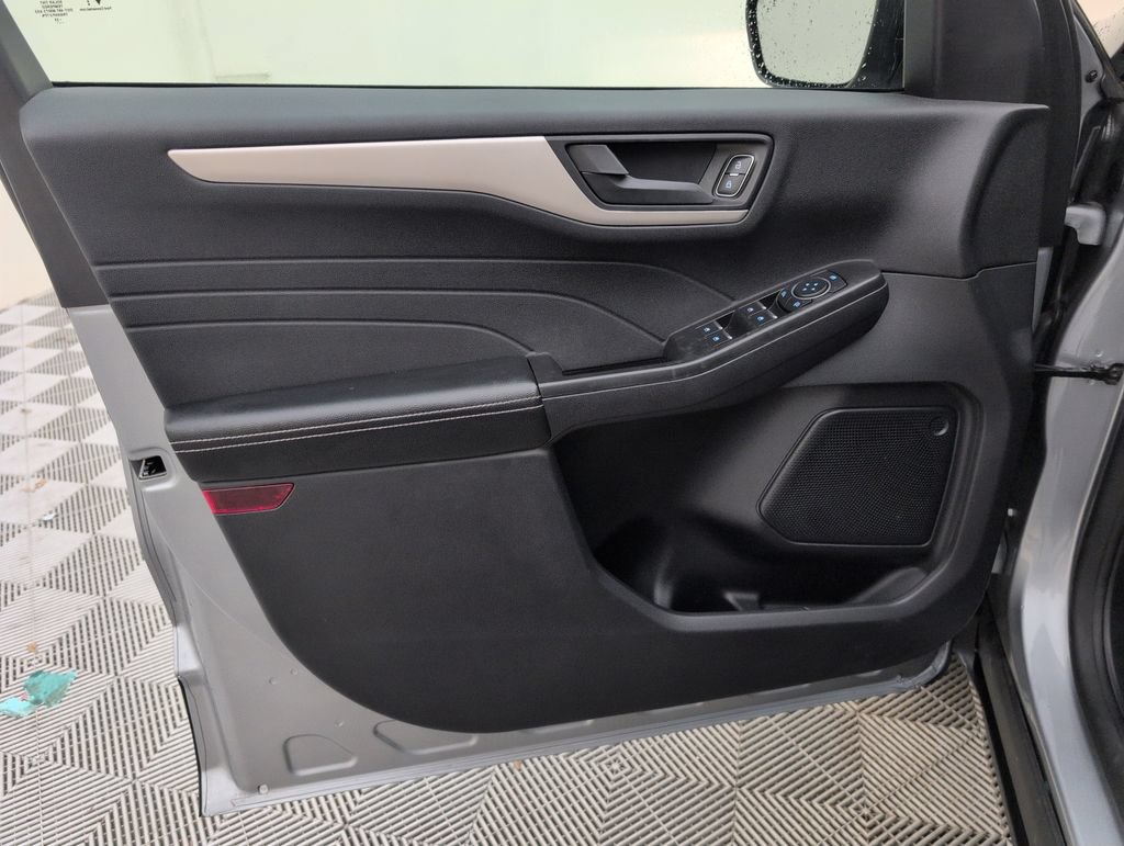 Certified 2022 Ford Escape S AWD/4WD image 30