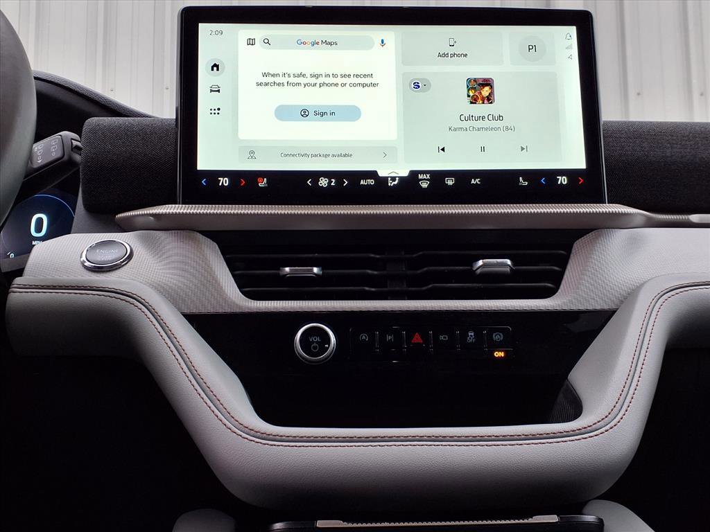 Certified 2025 Ford Explorer Active w/ Active Comfort Package image 14