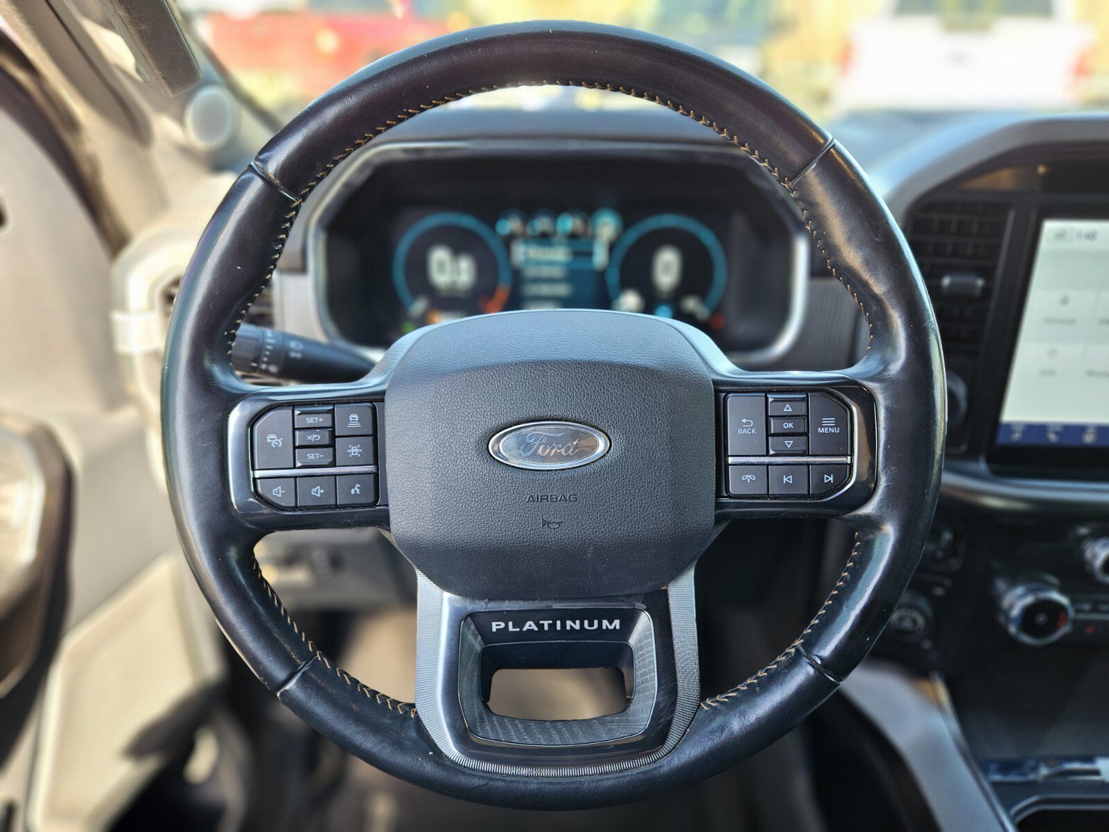 Certified 2022 Ford F150 Platinum w/ Equipment Group 701A High image 28