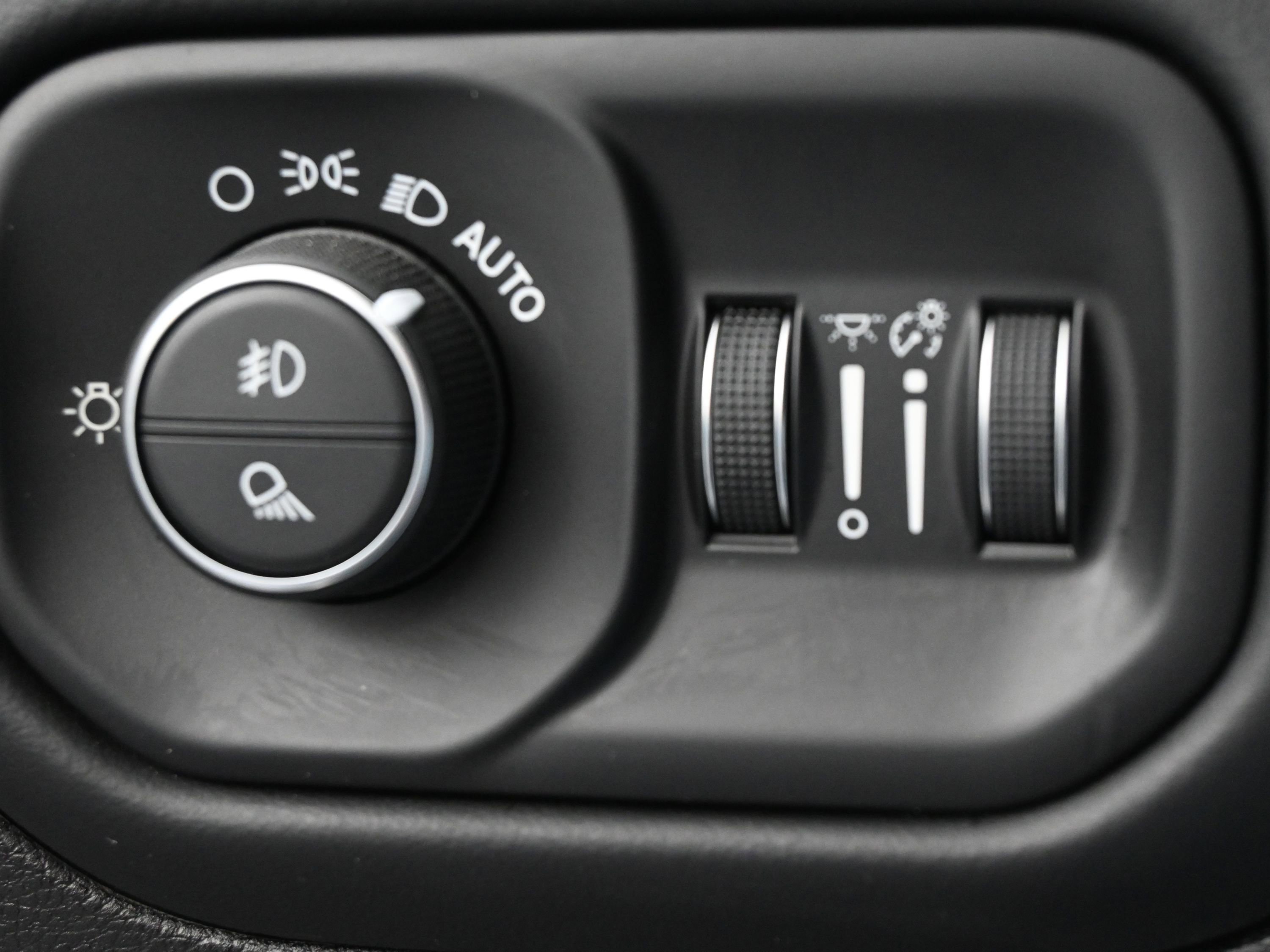 Used 2022 RAM 1500 Limited image 24