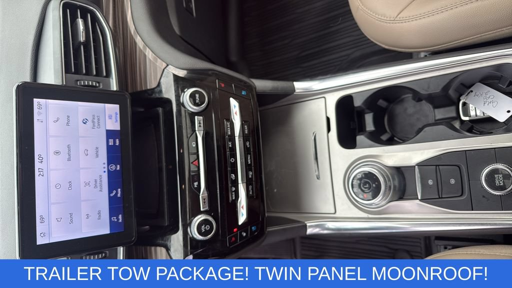 Certified 2022 Ford Explorer Limited AWD/4WD image 24