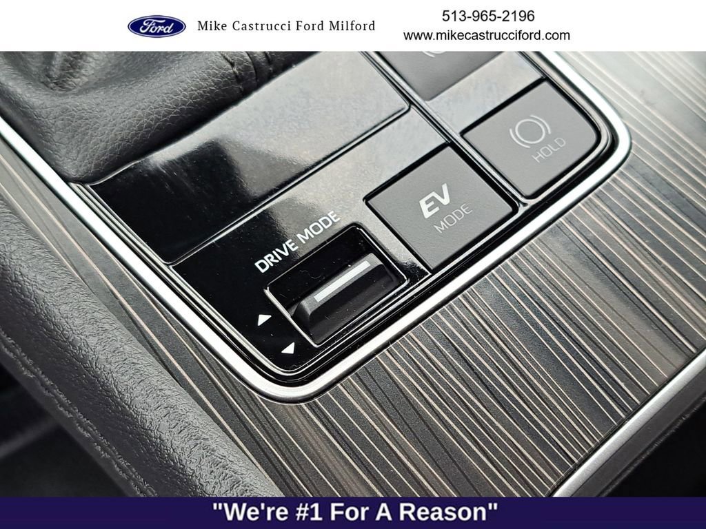 Used 2024 Toyota Sienna Platinum image 20