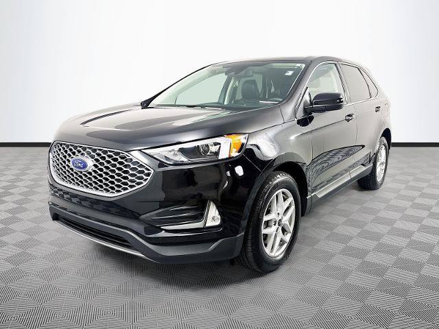 Certified 2024 Ford Edge SEL w/ Convenience Package AWD/4WD image 3