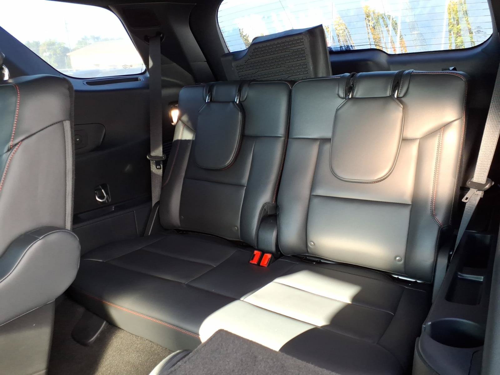 Certified 2025 Ford Explorer ST AWD/4WD image 8