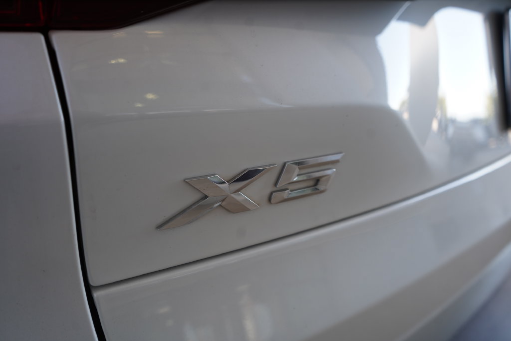 Used 2023 BMW X5 xDrive40i AWD/4WD image 7