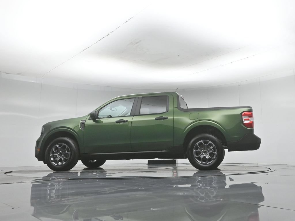 Certified 2025 Ford Maverick XLT FWD image 54