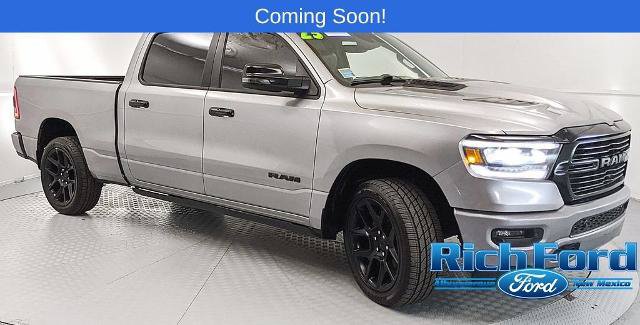 Used 2023 RAM 1500 Laramie AWD/4WD image 1