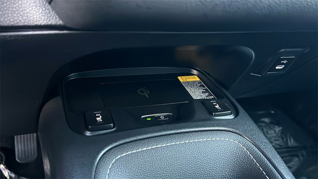 Used 2025 Toyota Corolla XSE image 16