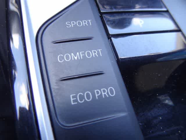 Used 2024 BMW 230i Coupe w/ Premium Package RWD image 35