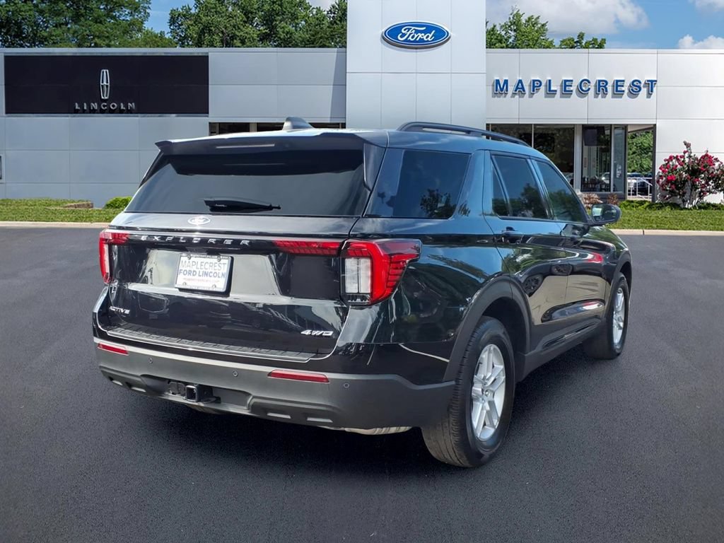 Certified 2026 Ford Explorer Active AWD/4WD image 4