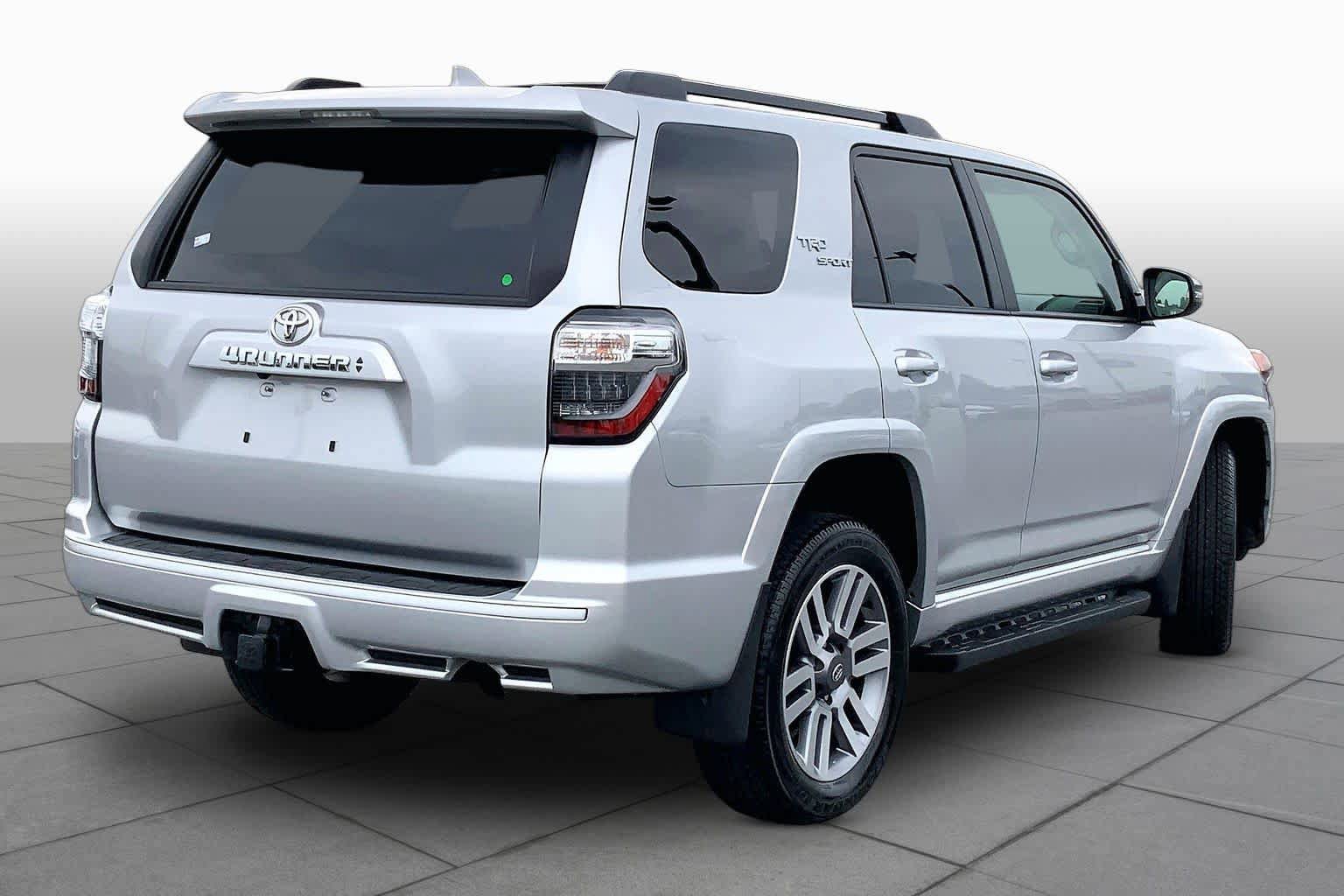 Used 2022 Toyota 4Runner TRD Sport w/ Technology Package AWD/4WD image 12