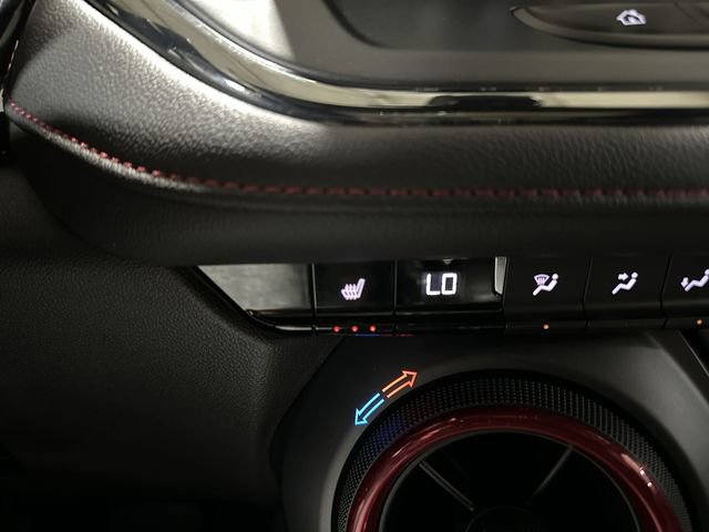 Used 2023 Chevrolet Blazer RS image 32