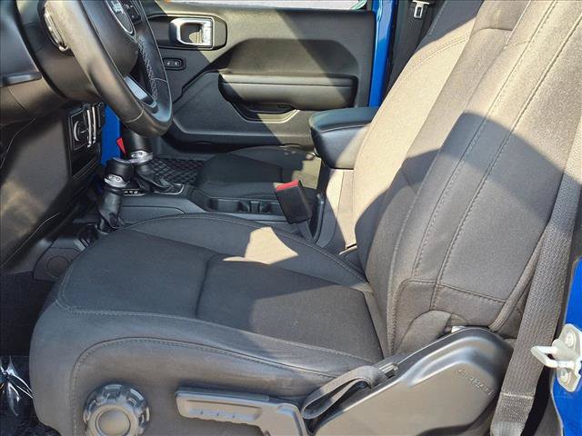 Used 2021 Jeep Wrangler Sport AWD/4WD image 16