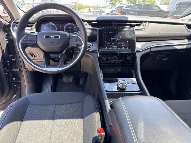 Used 2024 Jeep Grand Cherokee Laredo X RWD image 7