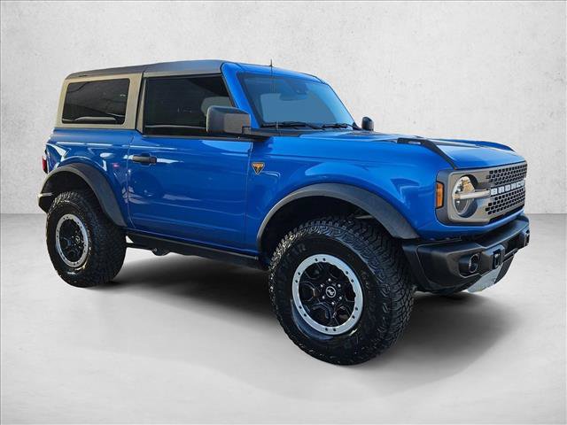 Certified 2023 Ford Bronco Badlands w/ Sasquatch Package AWD/4WD image 3