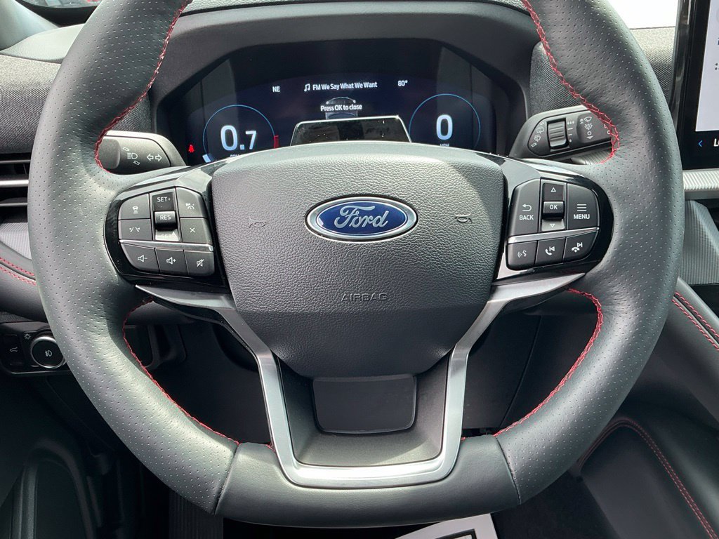 Certified 2025 Ford Explorer ST-Line w/ Premium Package RWD image 38