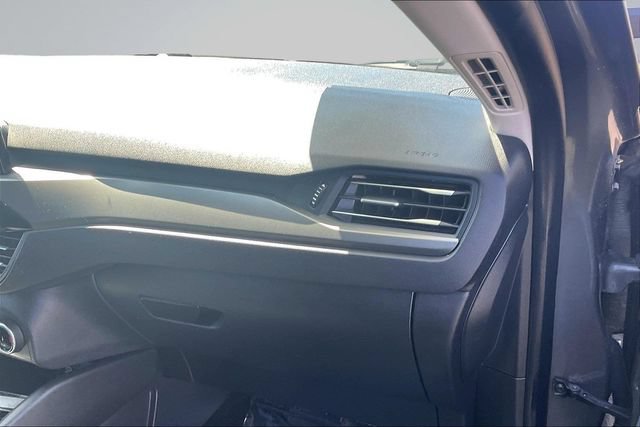 Certified 2025 Ford Escape Active FWD image 17