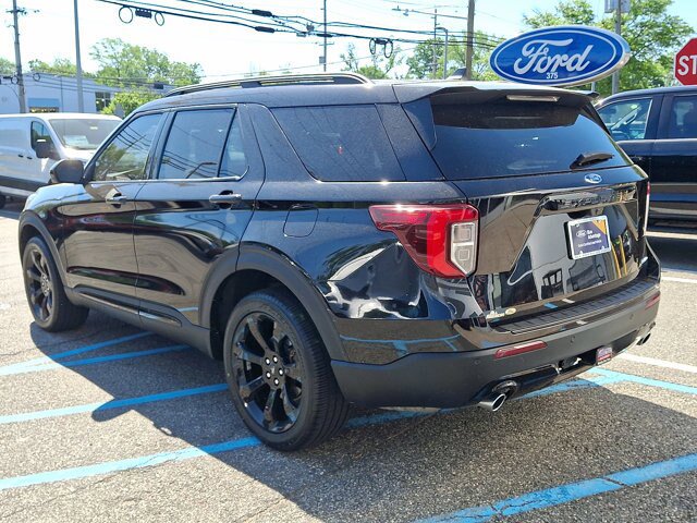 Certified 2024 Ford Explorer ST-Line w/ Class IV Trailer Tow Package AWD/4WD image 14