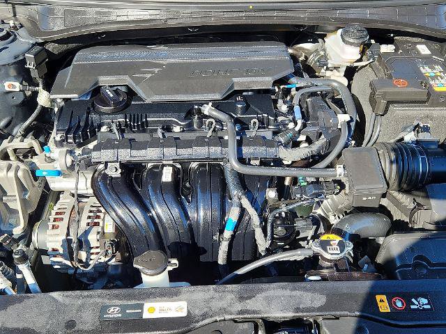 Used 2025 Hyundai Elantra Sport FWD image 27