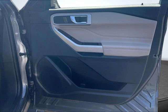 Certified 2023 Ford Explorer XLT w/ Equipment Group 202A RWD image 23