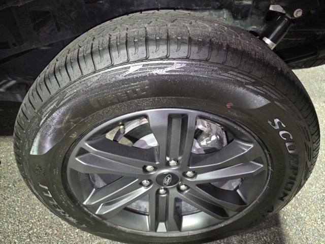 Certified 2023 Ford F150 Lariat w/ Equipment Group 502A High image 11