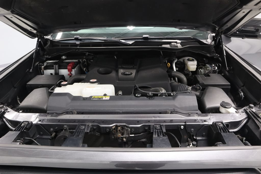 Used 2024 Toyota Tundra Limited AWD/4WD image 16