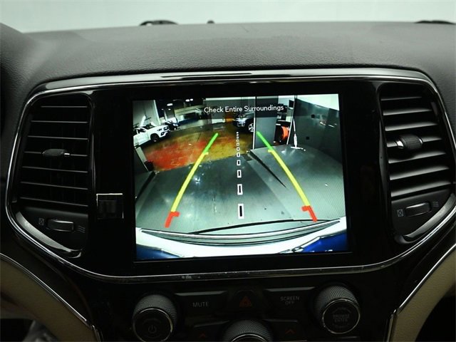 Used 2019 Jeep Grand Cherokee Limited image 28