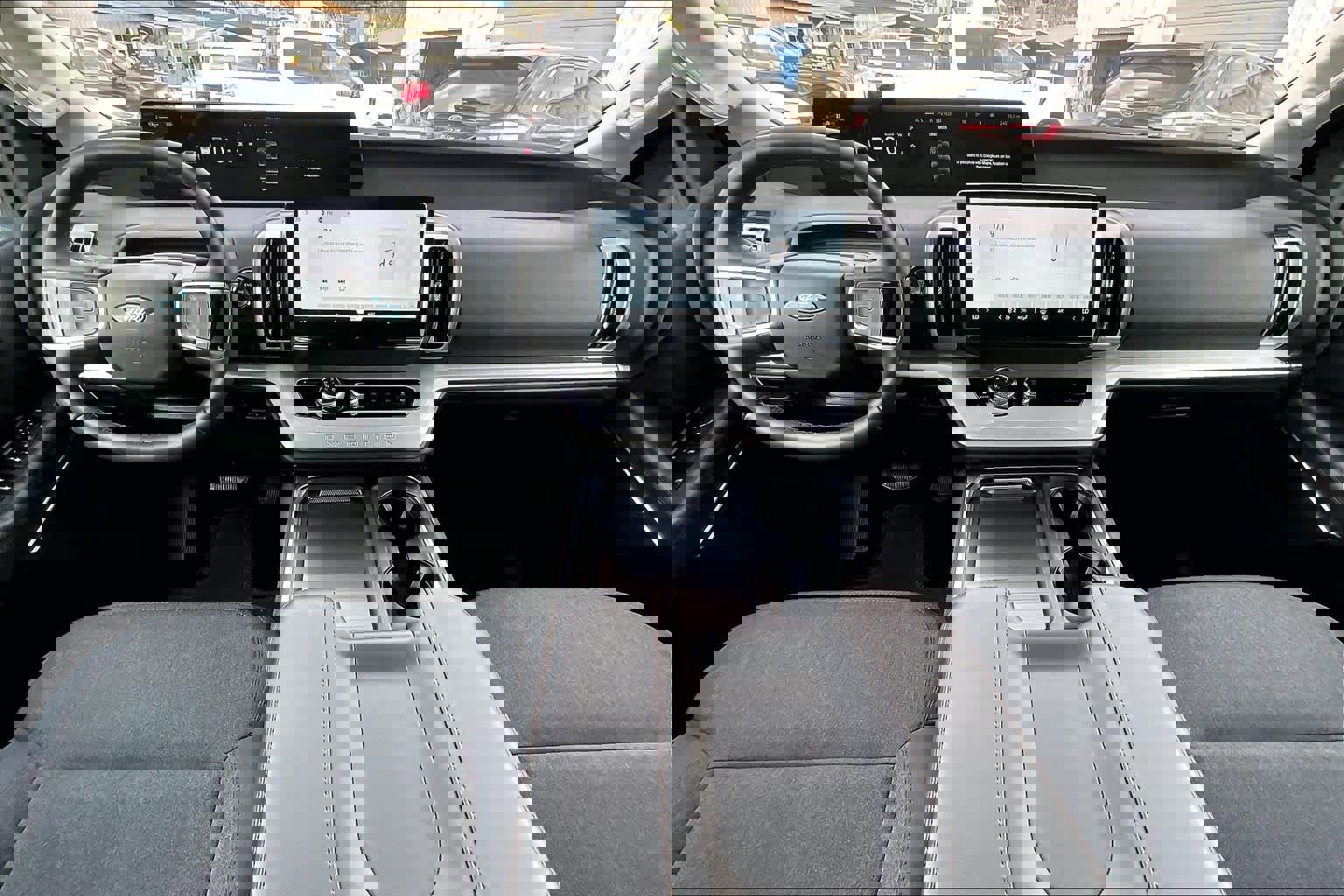 Certified 2025 Ford Expedition Active image 15