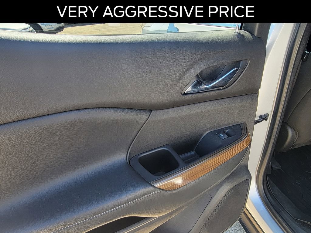 Used 2019 GMC Acadia SLE image 15