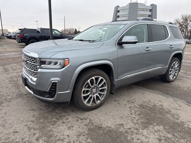 Used 2023 GMC Acadia Denali w/ Denali Ultimate Package image 6