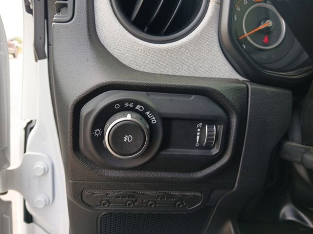 Used 2025 Jeep Wrangler Unlimited Sport AWD/4WD image 18