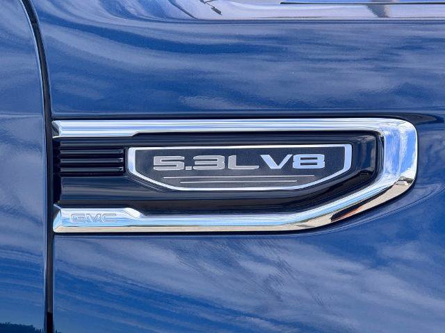 Used 2022 GMC Sierra 1500 SLT w/ SLT Premium Package AWD/4WD image 14