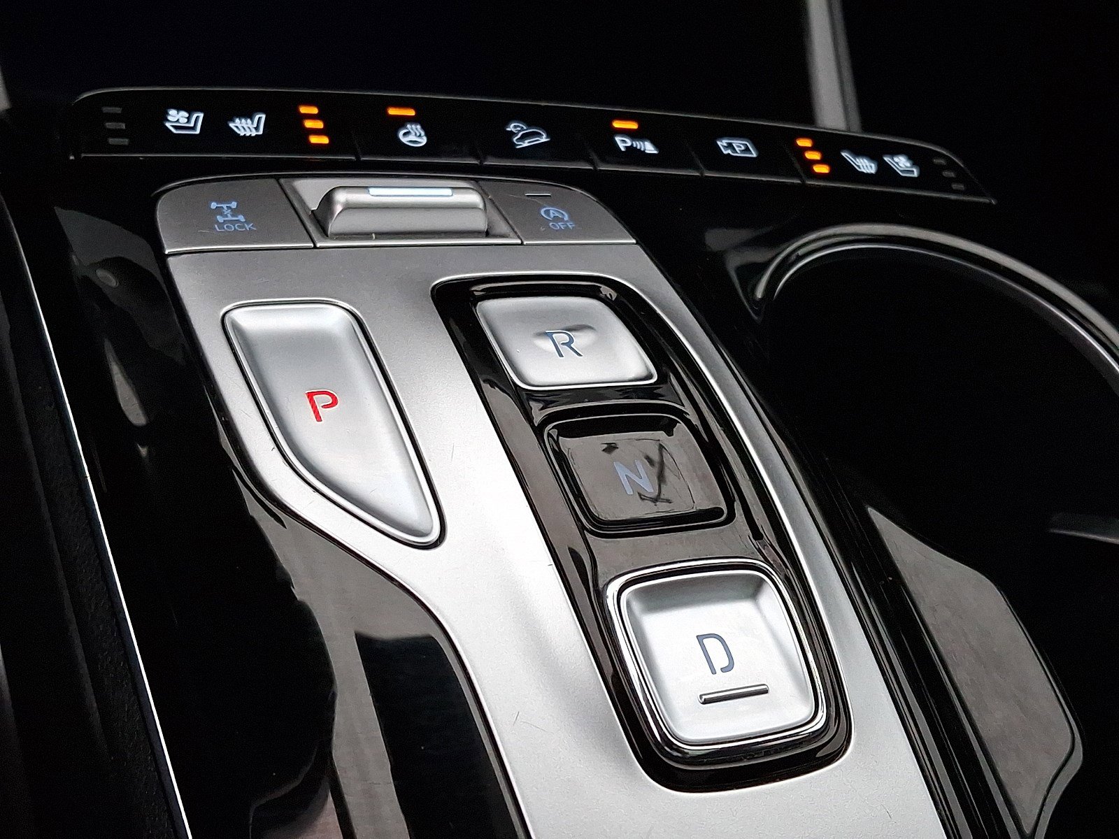 Used 2024 Hyundai Tucson Limited image 15