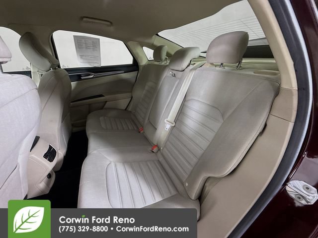 Certified 2017 Ford Fusion SE w/ Fusion SE Technology Package FWD image 22