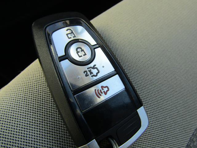 Certified 2019 Ford Fusion SE image 22