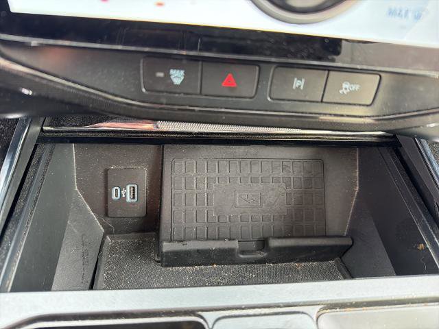 Certified 2022 Ford F150 Lightning Platinum image 15